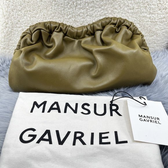 Mansur Gavriel Handbags - NWT Mansur Gavriel Cloud Clutch Bamboo Olive Green Leather
